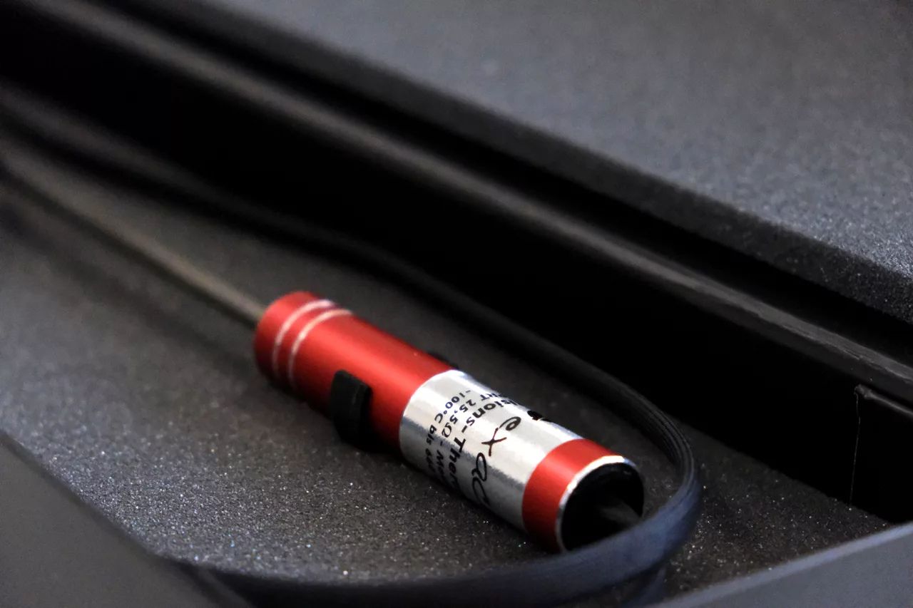 eXacal-166 wysokotemperaturowy precyzyjny czujnik Pt100H (-100° … 660°C)